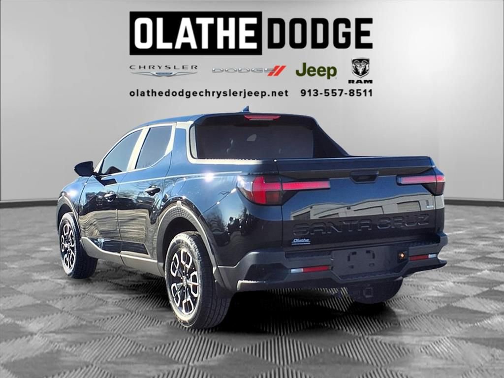 Used 2023 Hyundai Santa Cruz SEL w/ Cargo Package image 3