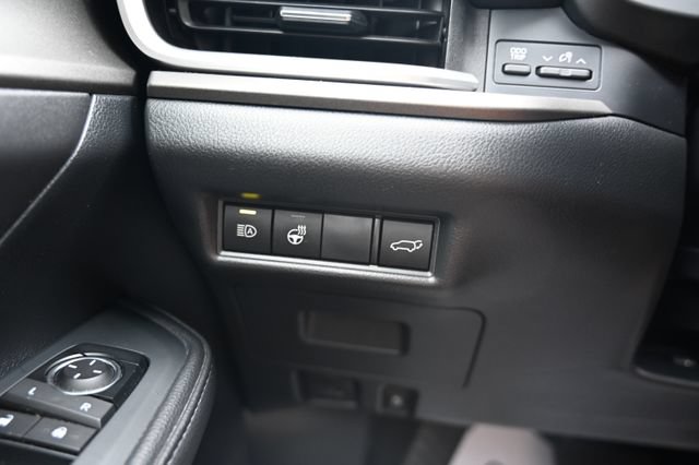 Used 2024 Toyota Grand Highlander AWD image 26
