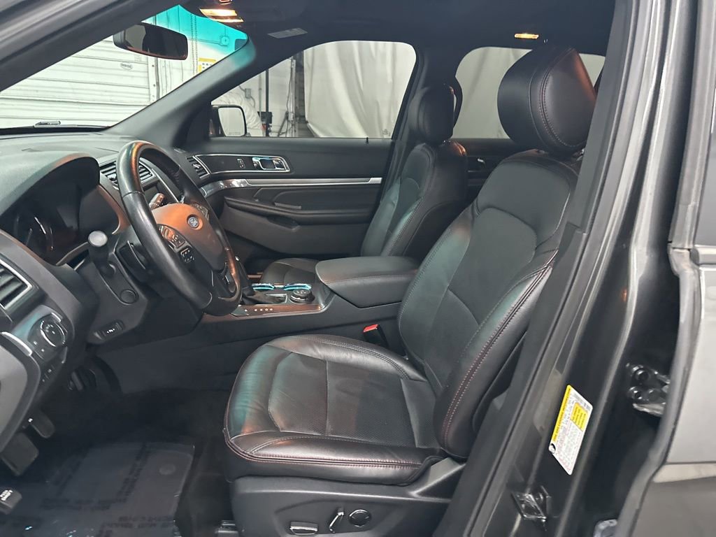 Used 2016 Ford Explorer Sport w/ Equipment Group 401A image 20