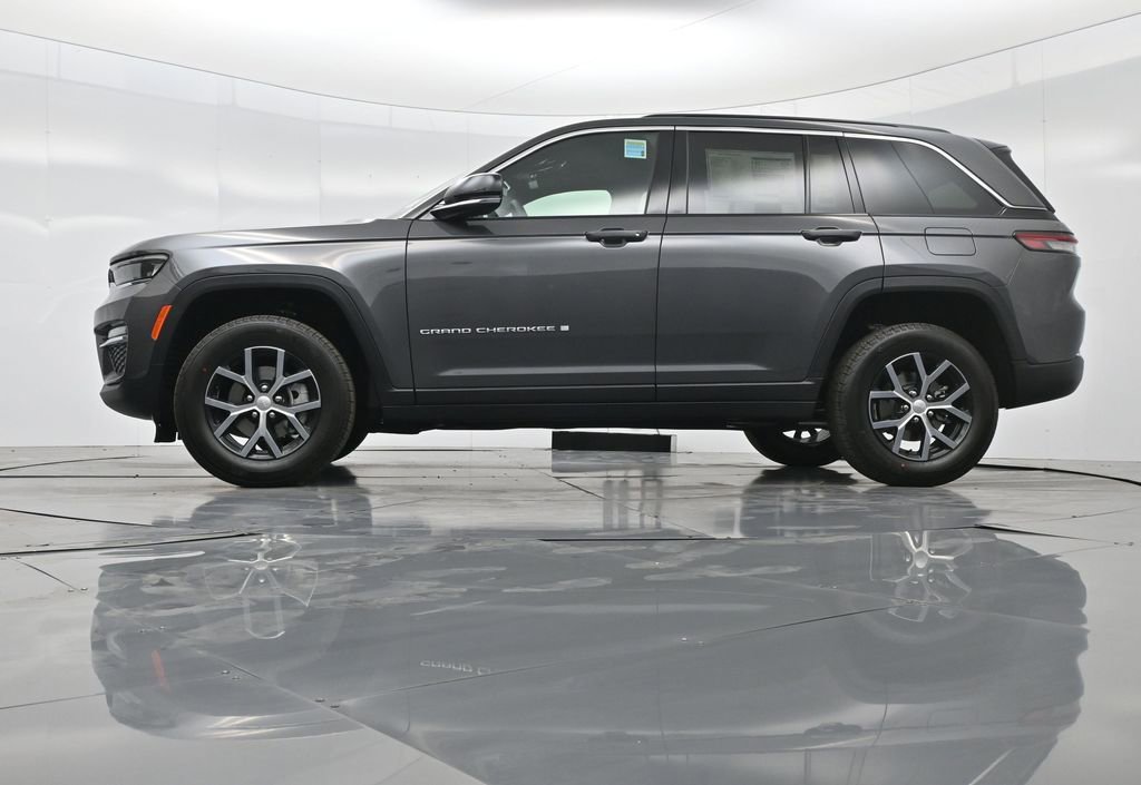 New 2025 Jeep Grand Cherokee Limited image 52