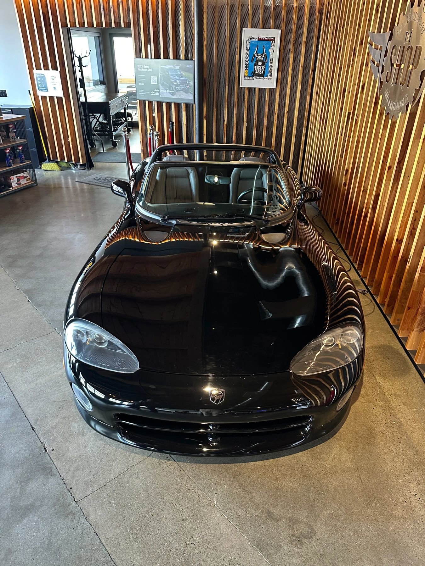 Used 1995 Dodge Viper RT/10 image 6