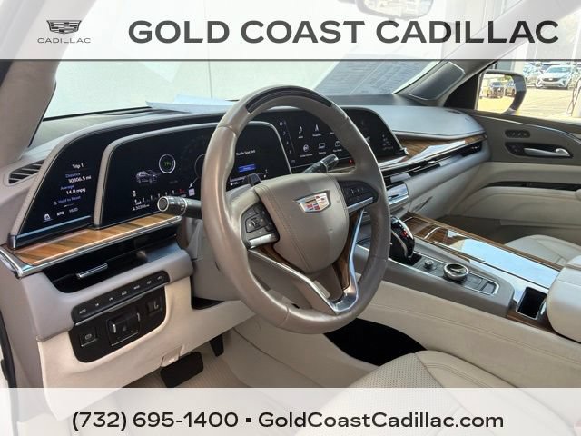 Used 2024 Cadillac Escalade Premium Luxury Platinum AWD/4WD image 24