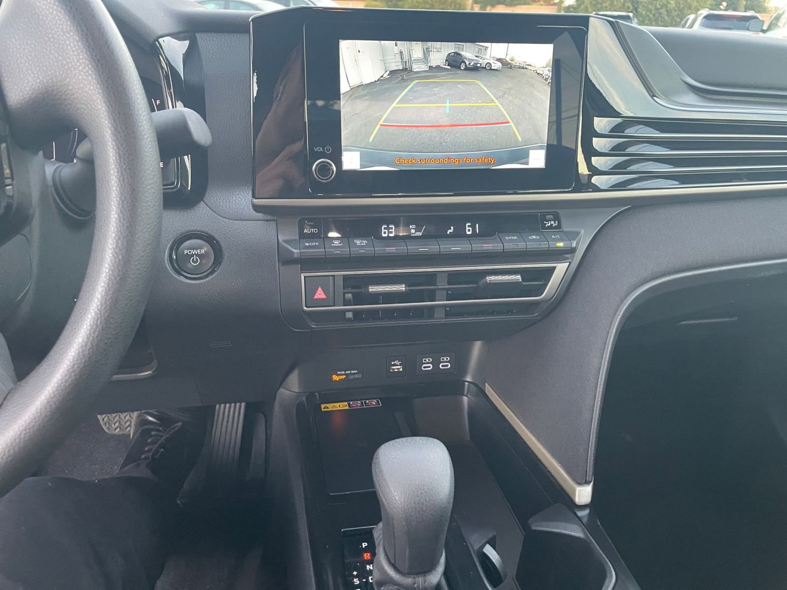 Used 2025 Toyota Camry LE image 17