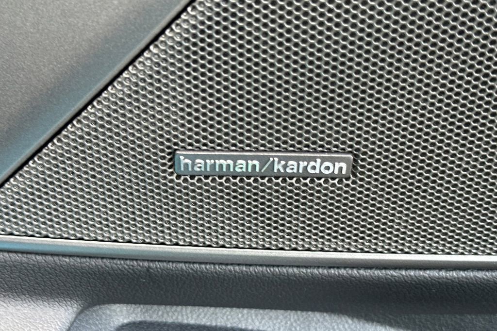 New 2026 BMW M3 Base w/ Executive Package image 19