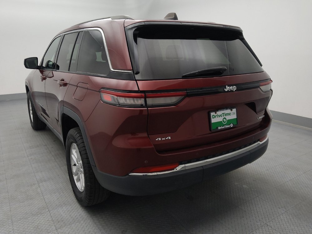 Used 2023 Jeep Grand Cherokee Laredo AWD/4WD image 6