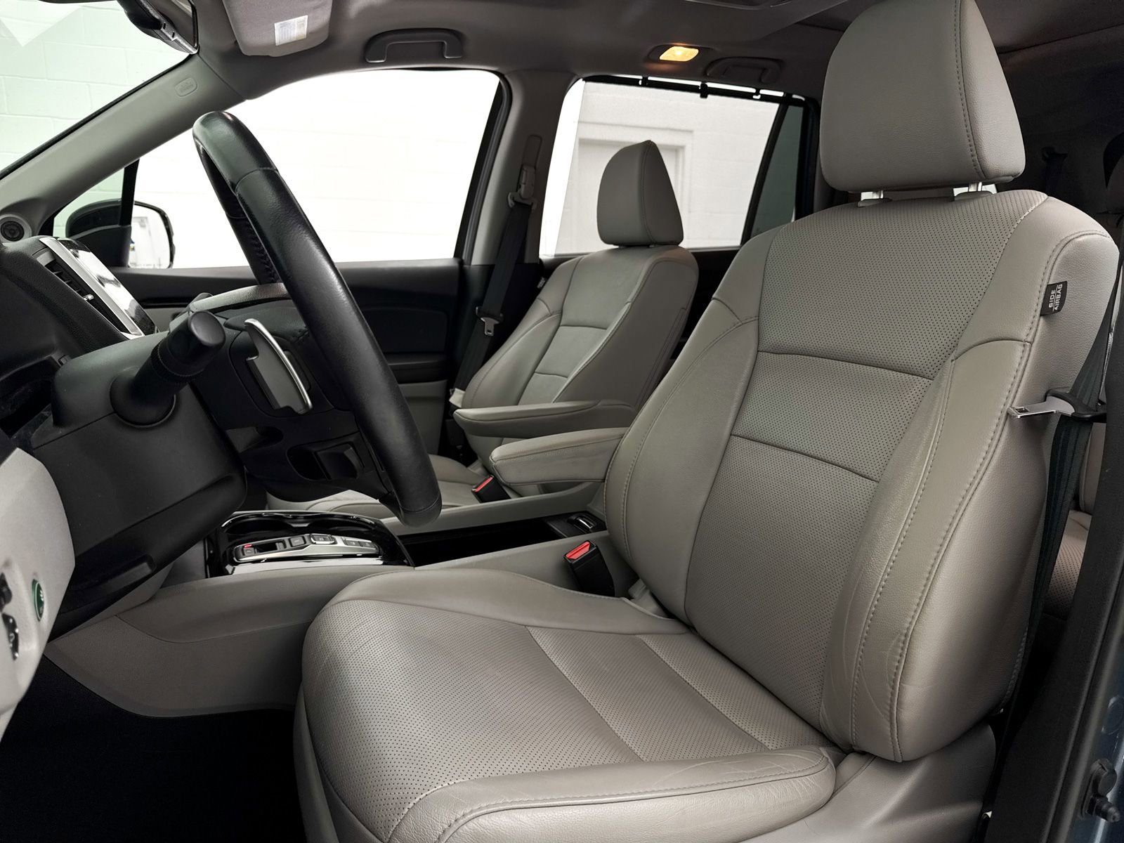 Used 2017 Honda Pilot Elite image 20
