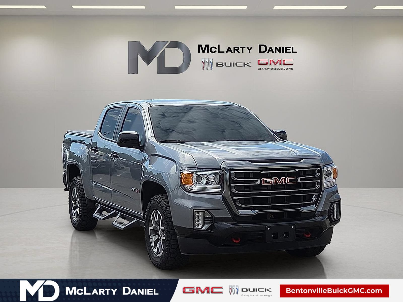 Certified 2022 GMC Canyon AT4 w/ Trailering Package AWD/4WD image 1