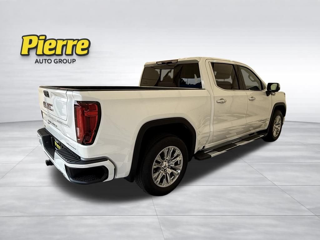 Used 2024 GMC Sierra 1500 Denali AWD/4WD image 8