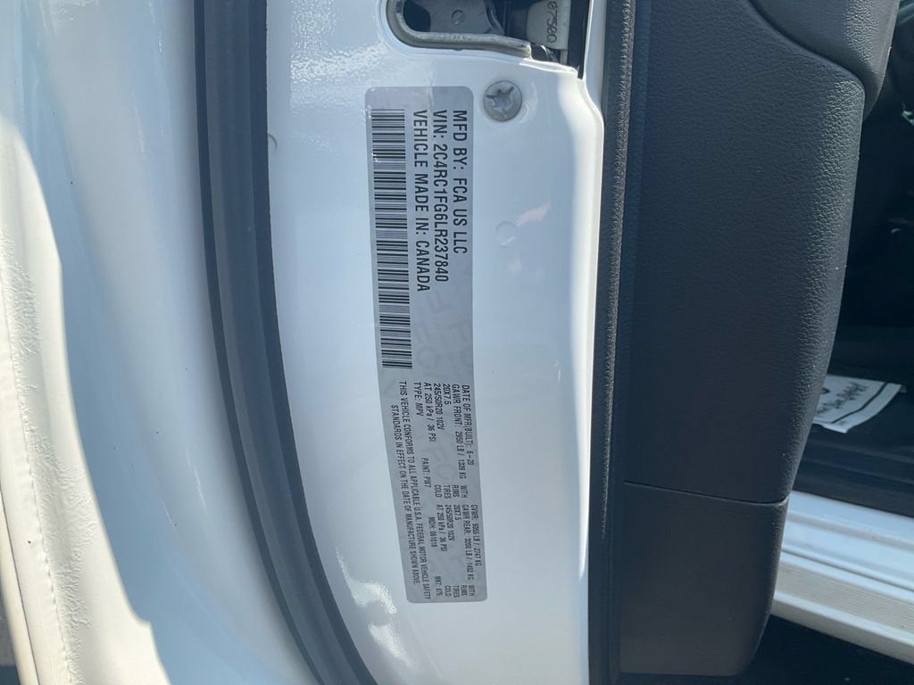 Used 2020 Chrysler Pacifica Touring w/ S Appearance Package FWD image 25