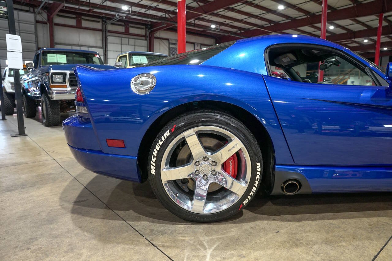 Used 2006 Dodge Viper SRT-10 w/ First Edition Group RWD image 9