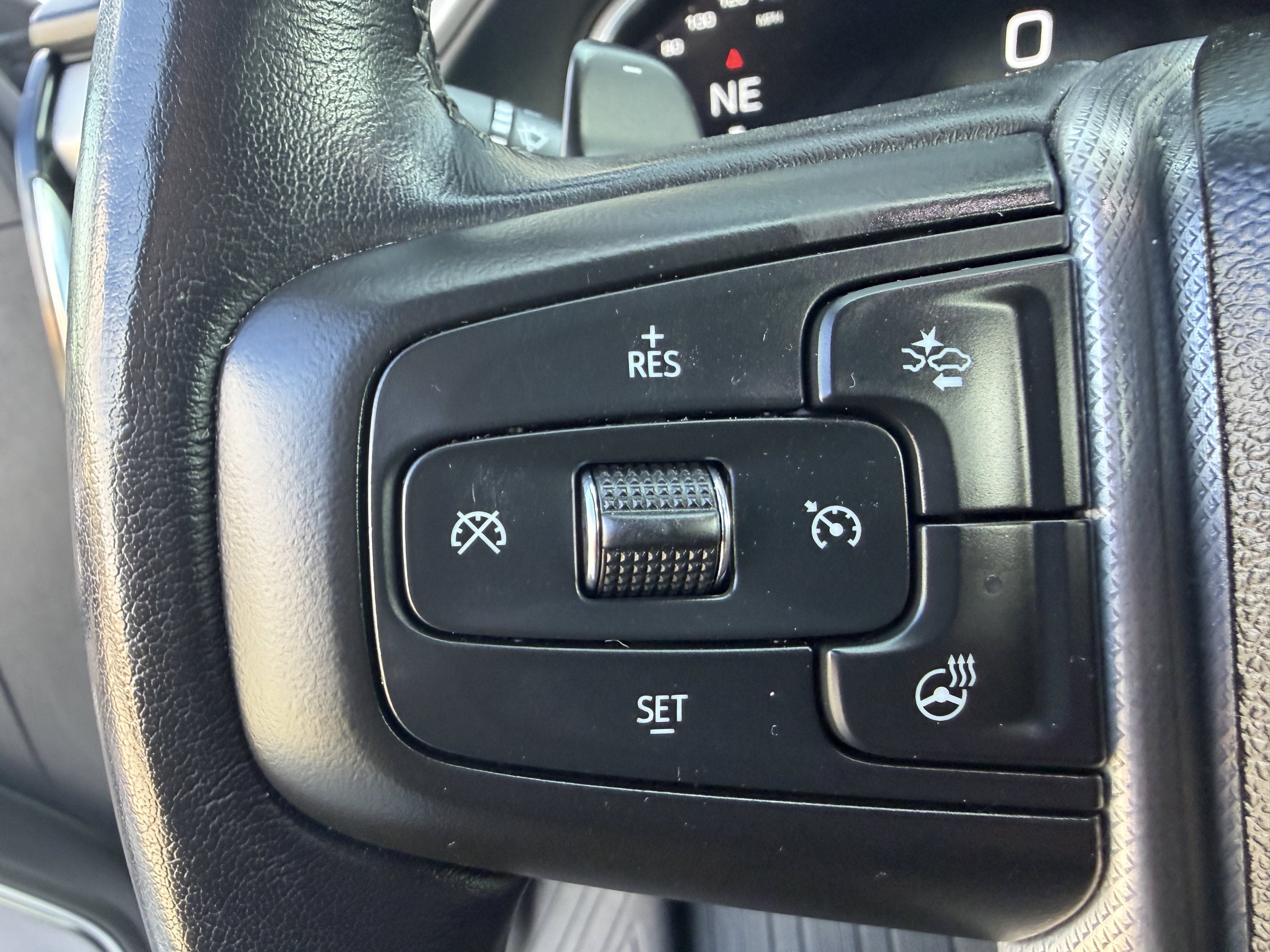 Used 2023 GMC Sierra 1500 Denali w/ Denali Reserve Package AWD/4WD image 36