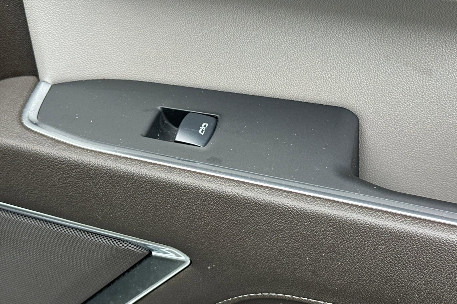 Used 2025 GMC Sierra 1500 SLT image 20