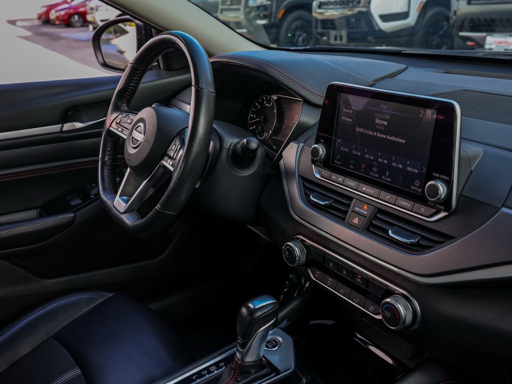 Used 2023 Nissan Altima 2.5 SR image 19