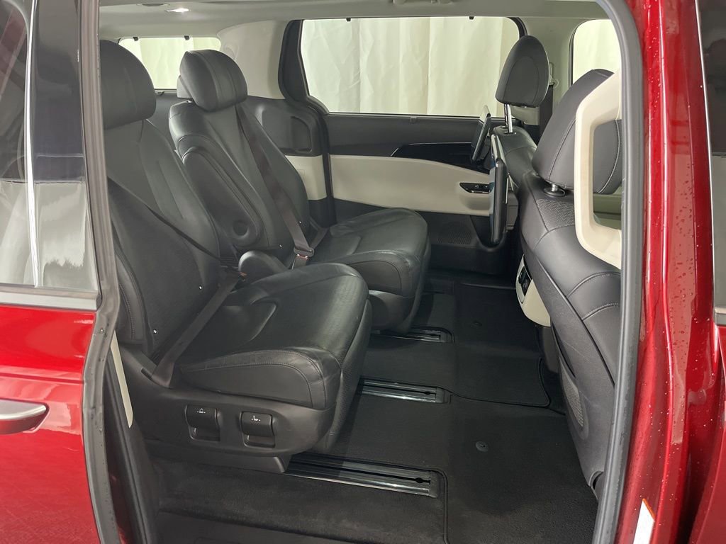 Used 2022 Kia Carnival SX Prestige FWD image 28