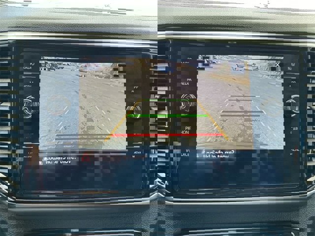 Used 2022 Volkswagen Atlas SEL Premium image 17