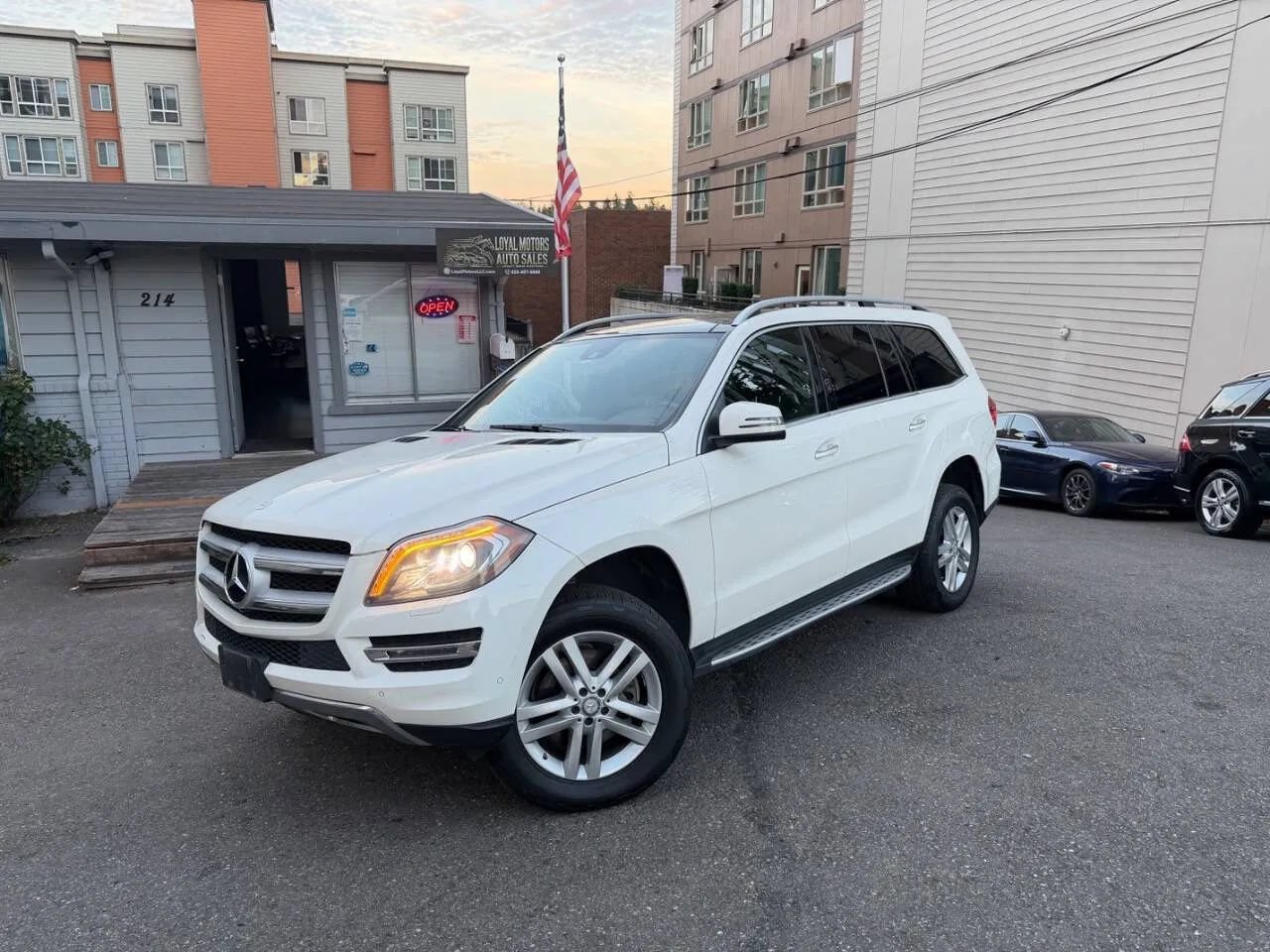 Used 2014 Mercedes-Benz GL 350 BlueTEC 4MATIC image 1