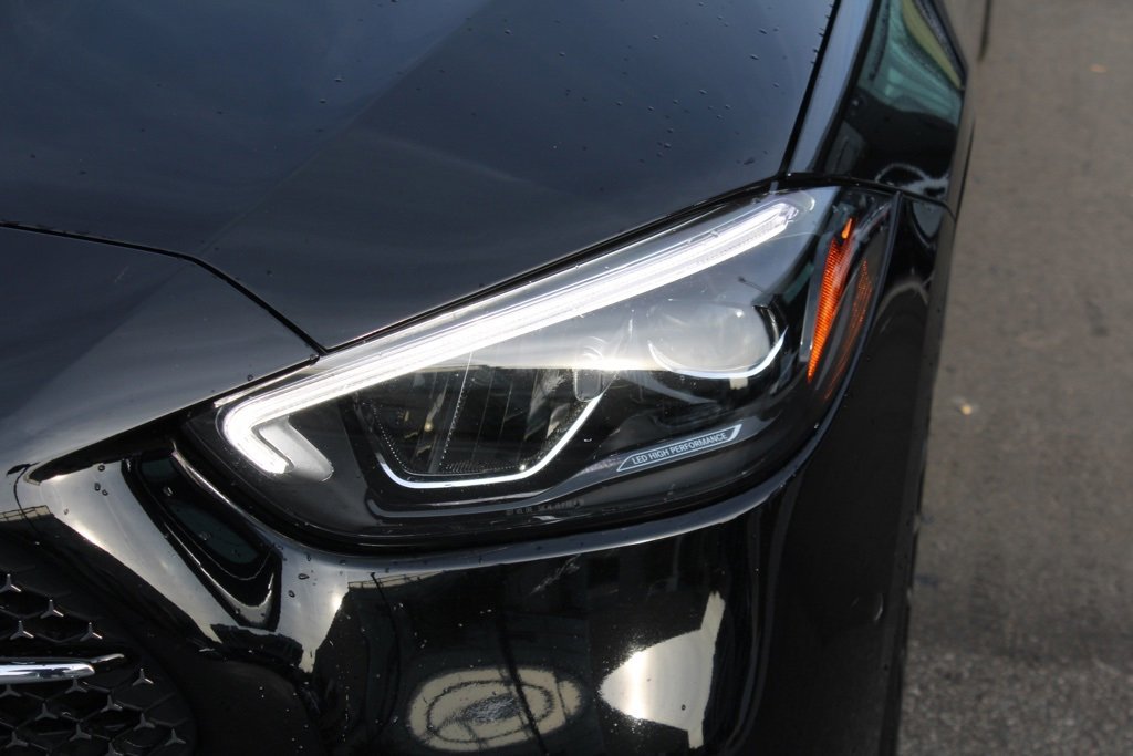 Used 2023 Mercedes-Benz C 300 Sedan image 11