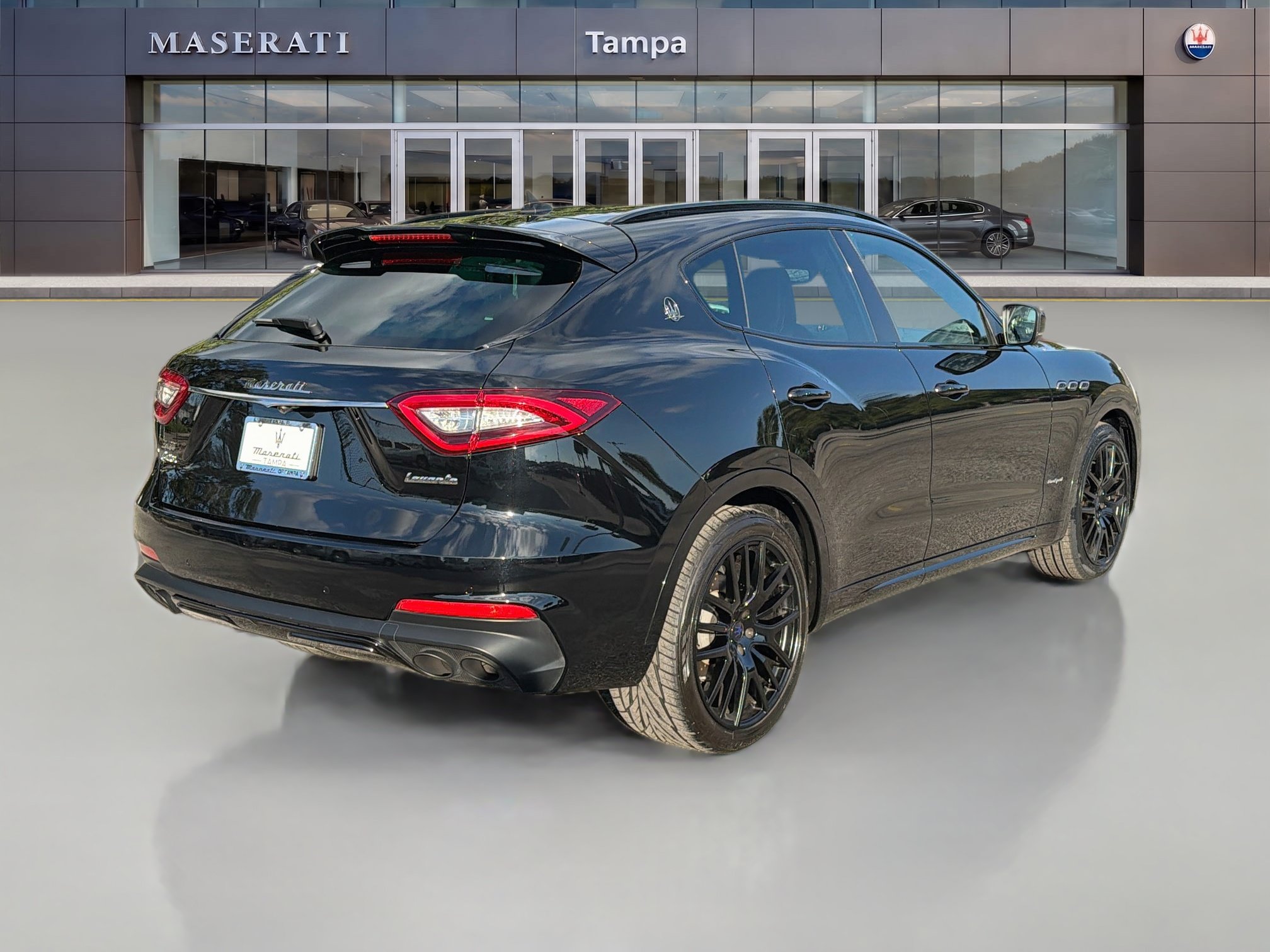Used 2019 Maserati Levante S GranSport AWD/4WD image 3