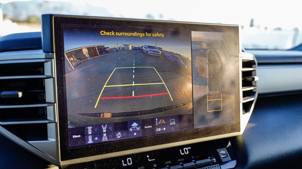 Used 2025 Toyota Tundra Limited image 27