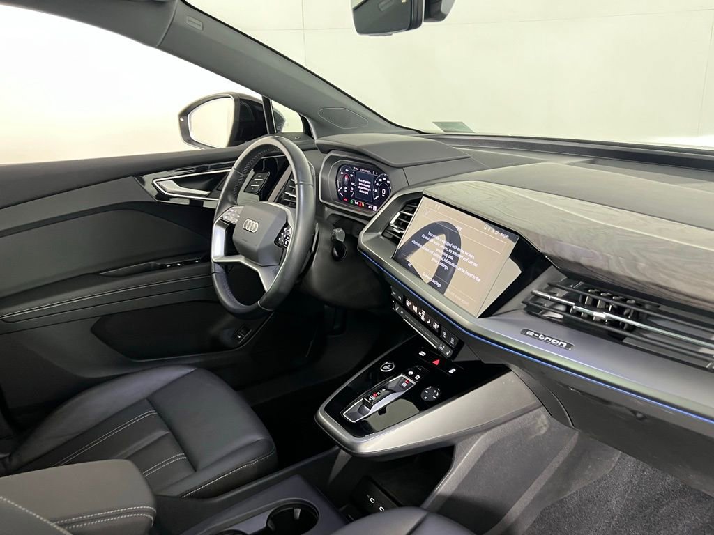 Used 2024 Audi Q4 e-tron Premium Plus w/ Premium Plus image 33