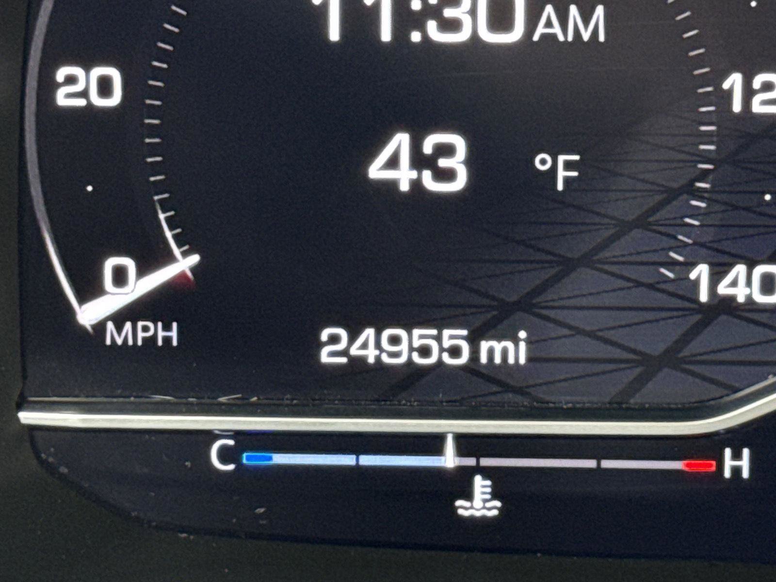 Used 2023 GMC Yukon XL Denali w/ Denali Reserve Package image 39