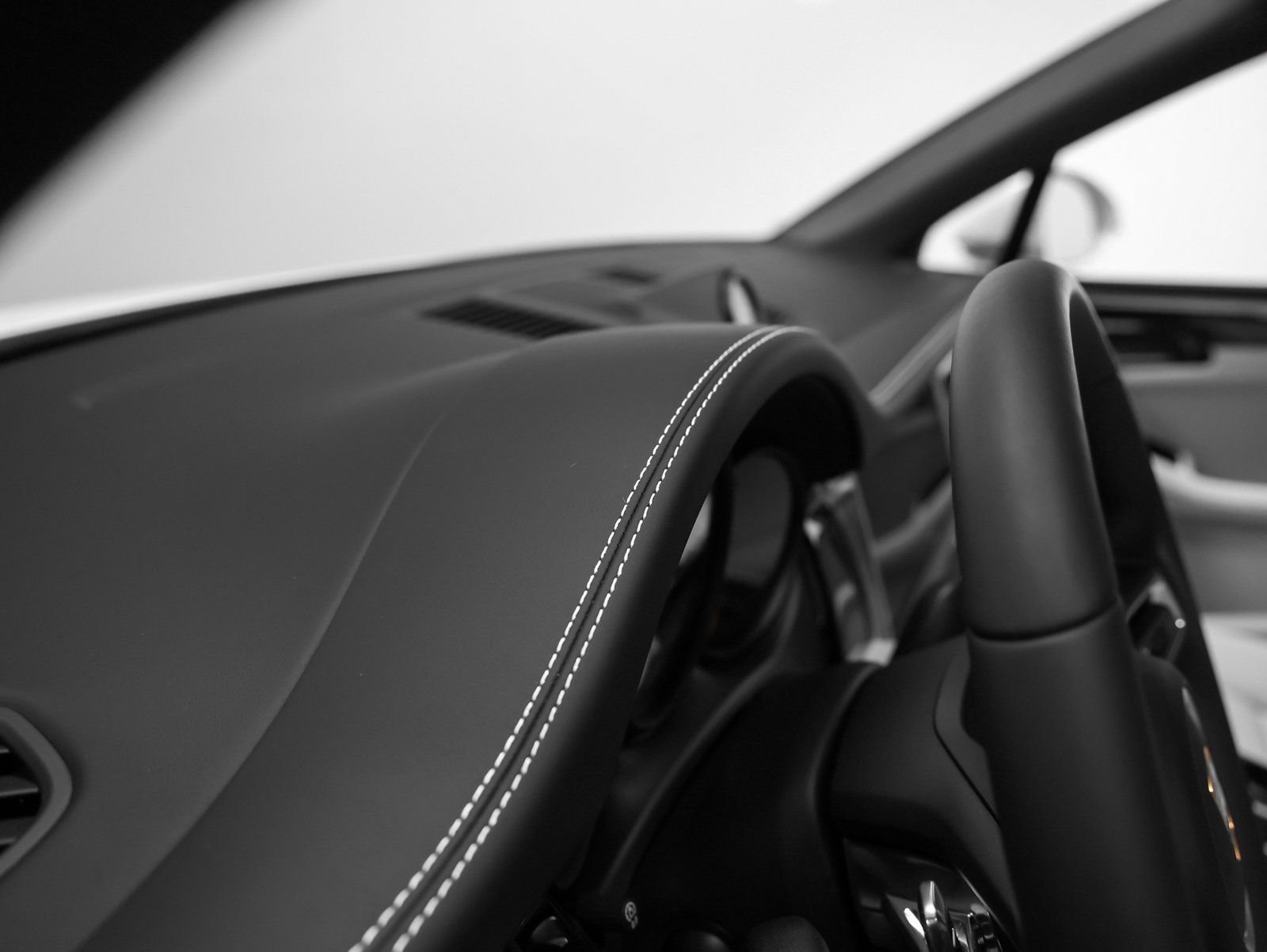 New 2026 Porsche Macan S image 34