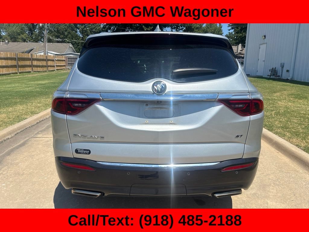 Used 2022 Buick Enclave Essence w/ Experience Buick Package FWD image 6