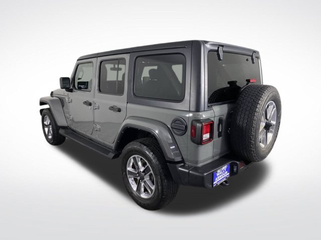 Used 2022 Jeep Wrangler Unlimited Sahara w/ Cold Weather Group AWD/4WD image 12