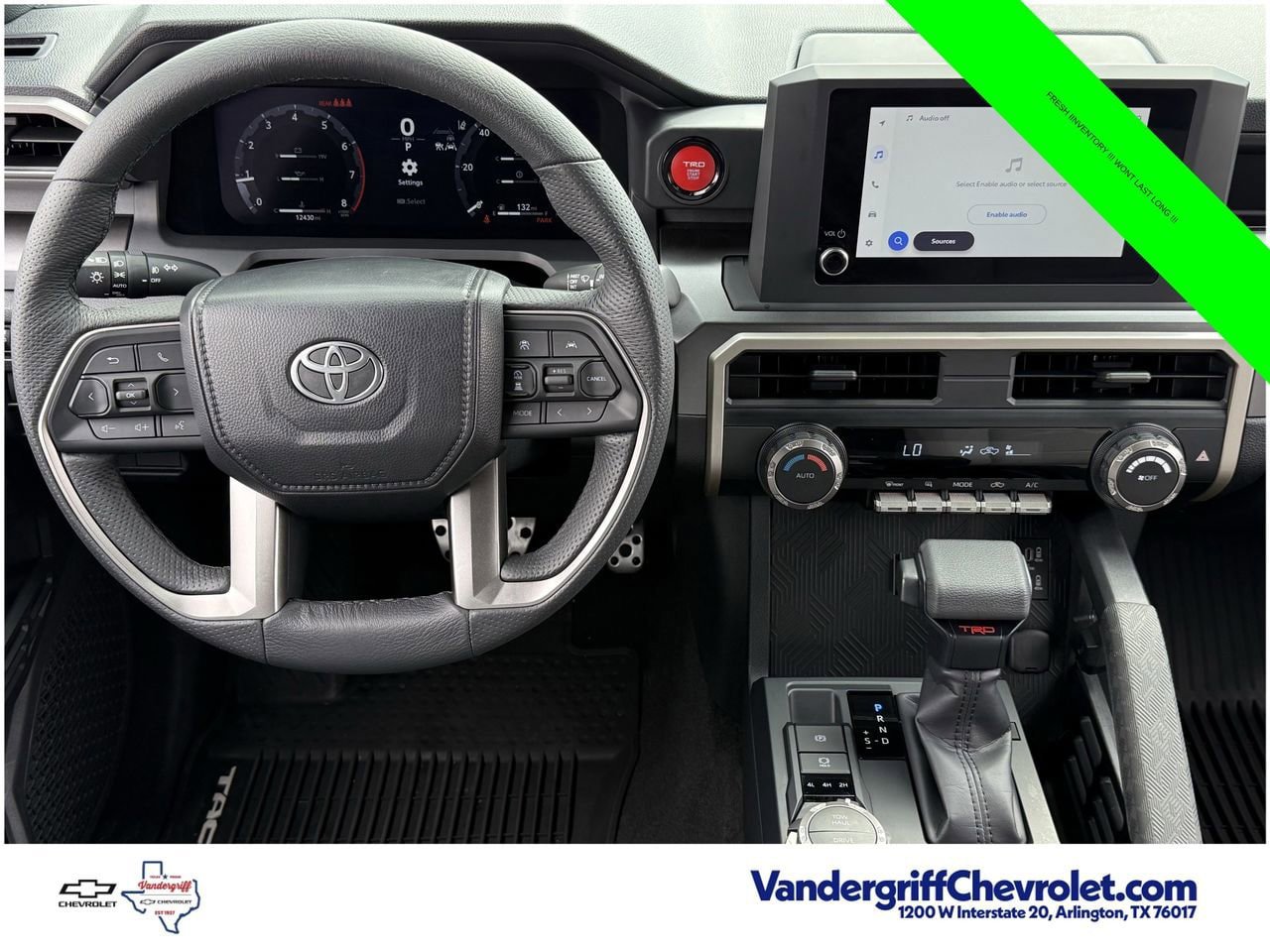 Used 2025 Toyota Tacoma TRD Sport AWD/4WD image 11