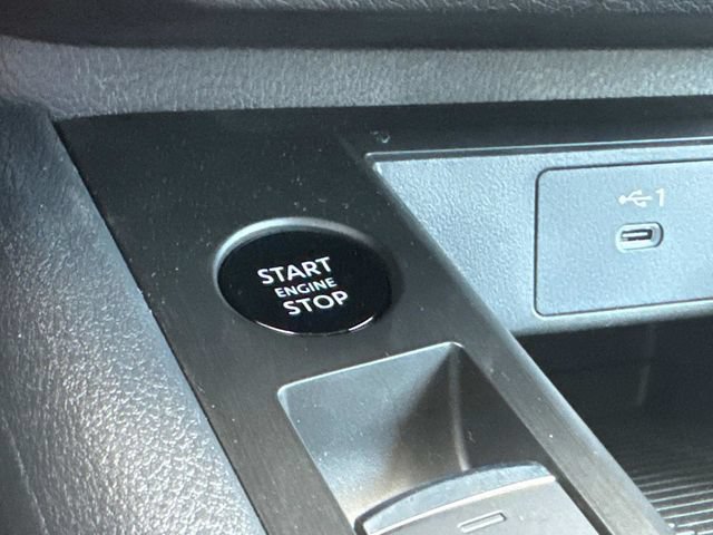 Used 2026 Nissan Kicks S FWD image 33