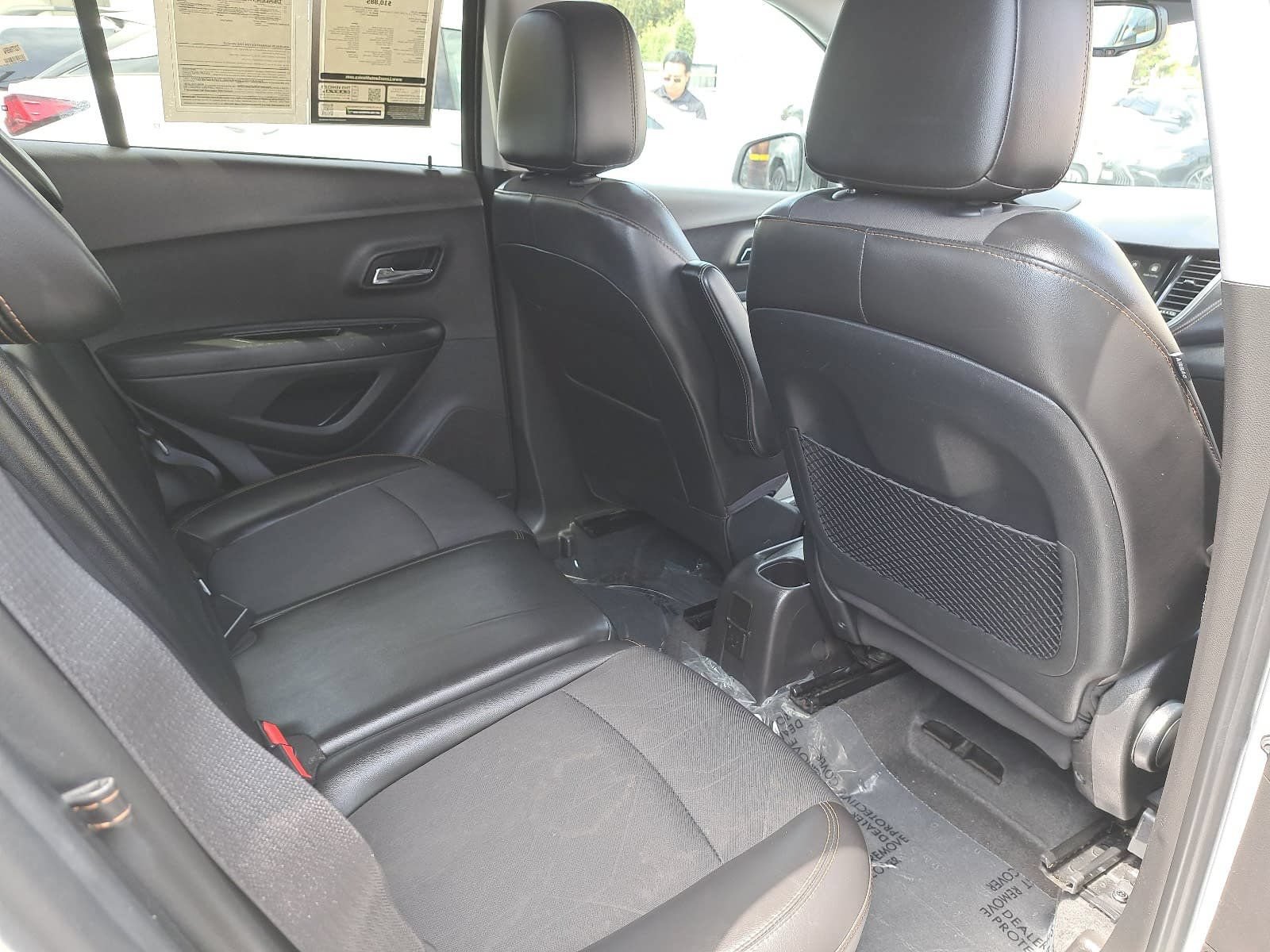 Used 2018 Chevrolet Trax LT w/ Redline Edition FWD image 11