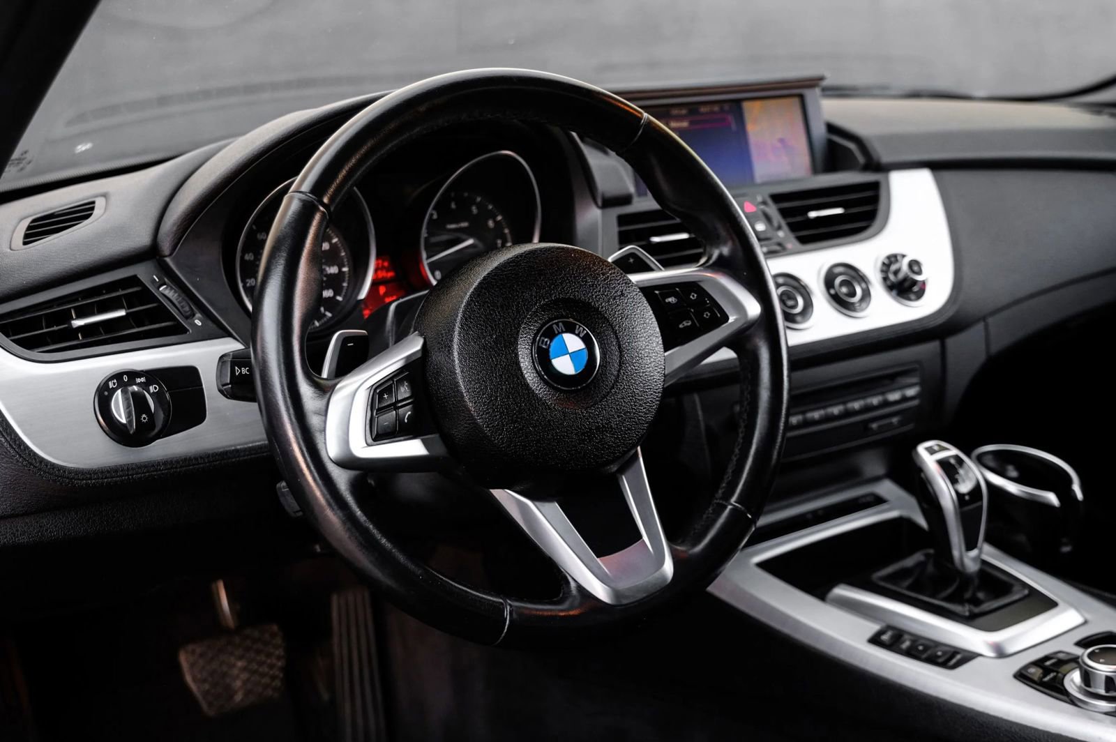 Used 2012 BMW Z4 sDrive28i image 19