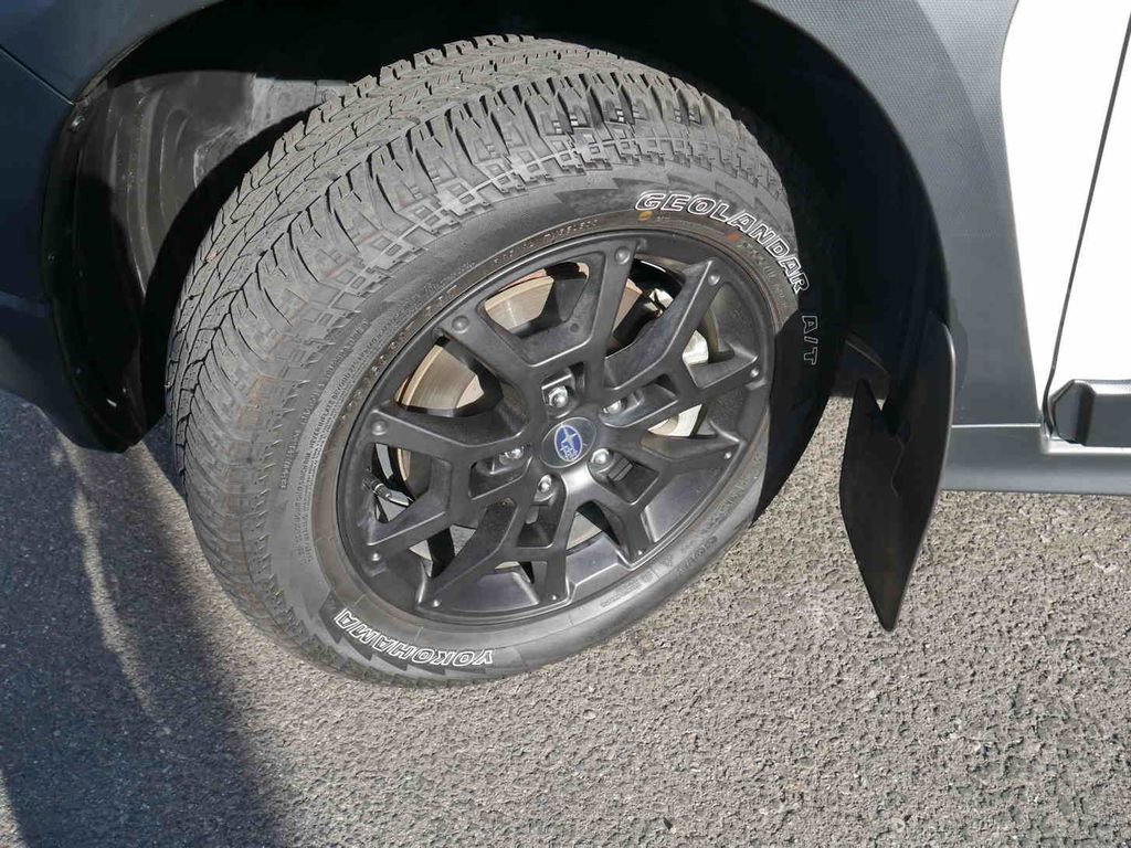 Used 2024 Subaru Crosstrek 2.5i Wilderness w/ Crosstrek Mirror Package image 11