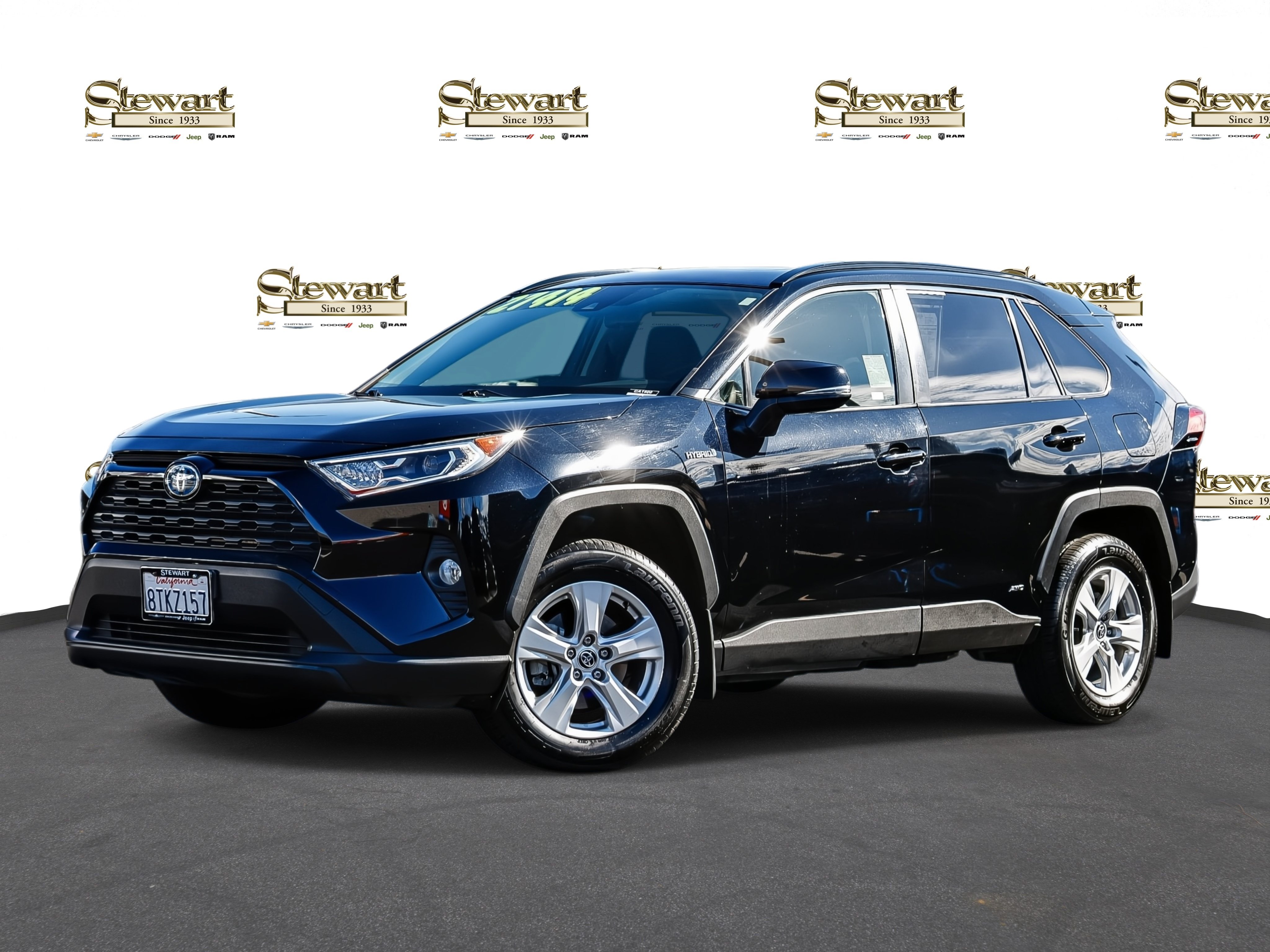 Used 2020 Toyota RAV4 XLE w/ Convenience Package AWD/4WD image 1