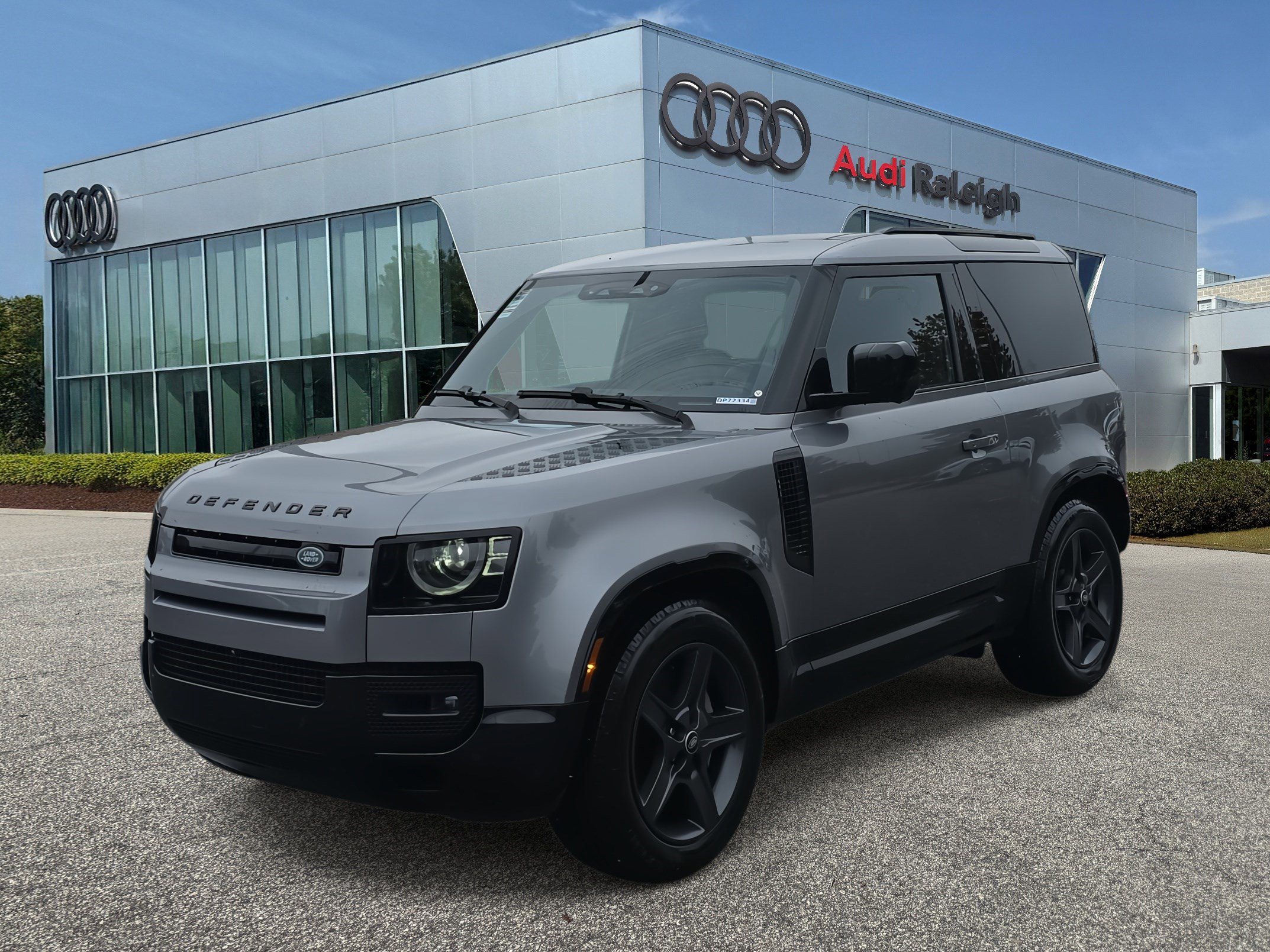 Used 2024 Land Rover Defender 90 X-Dynamic SE