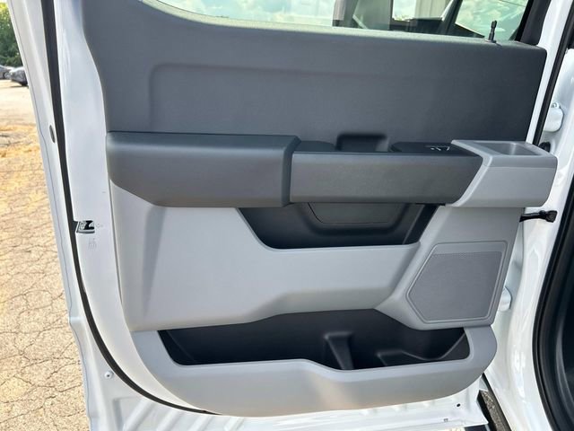 New 2026 Ford F450 XL w/ XL Chrome Package AWD/4WD image 17