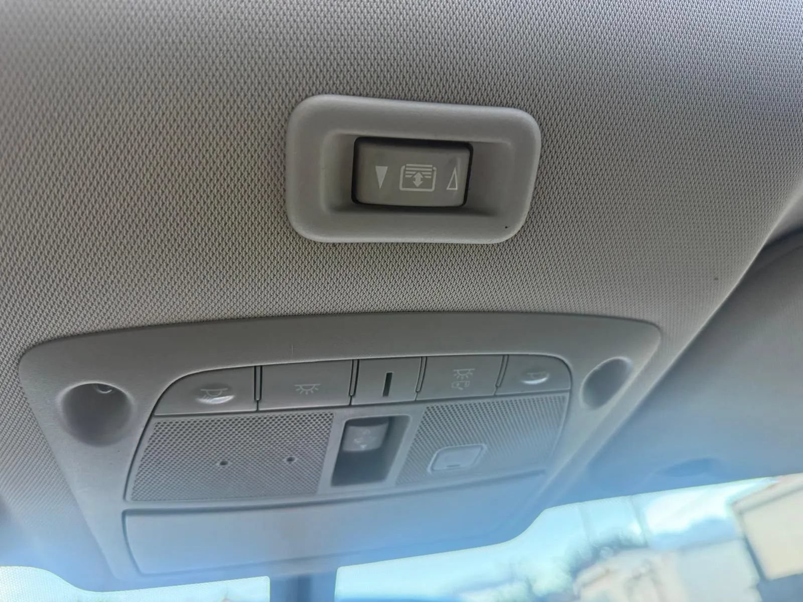 Used 2019 Nissan Pathfinder SL AWD/4WD image 21