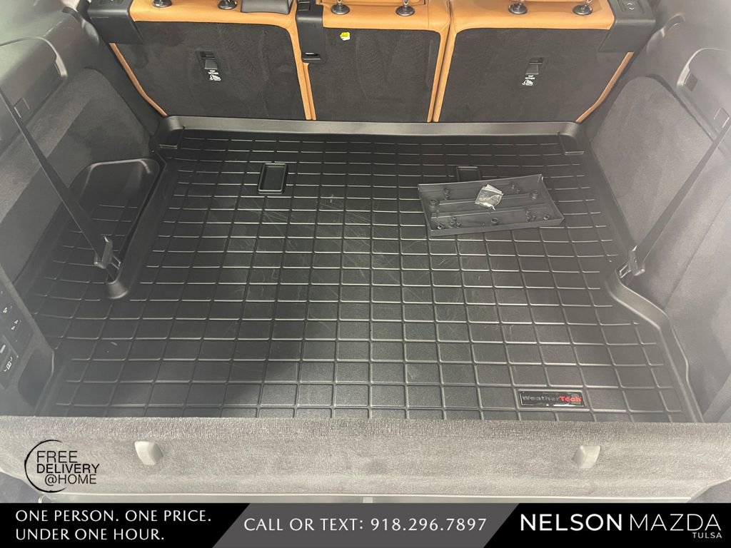 Used 2018 Land Rover Discovery HSE image 37