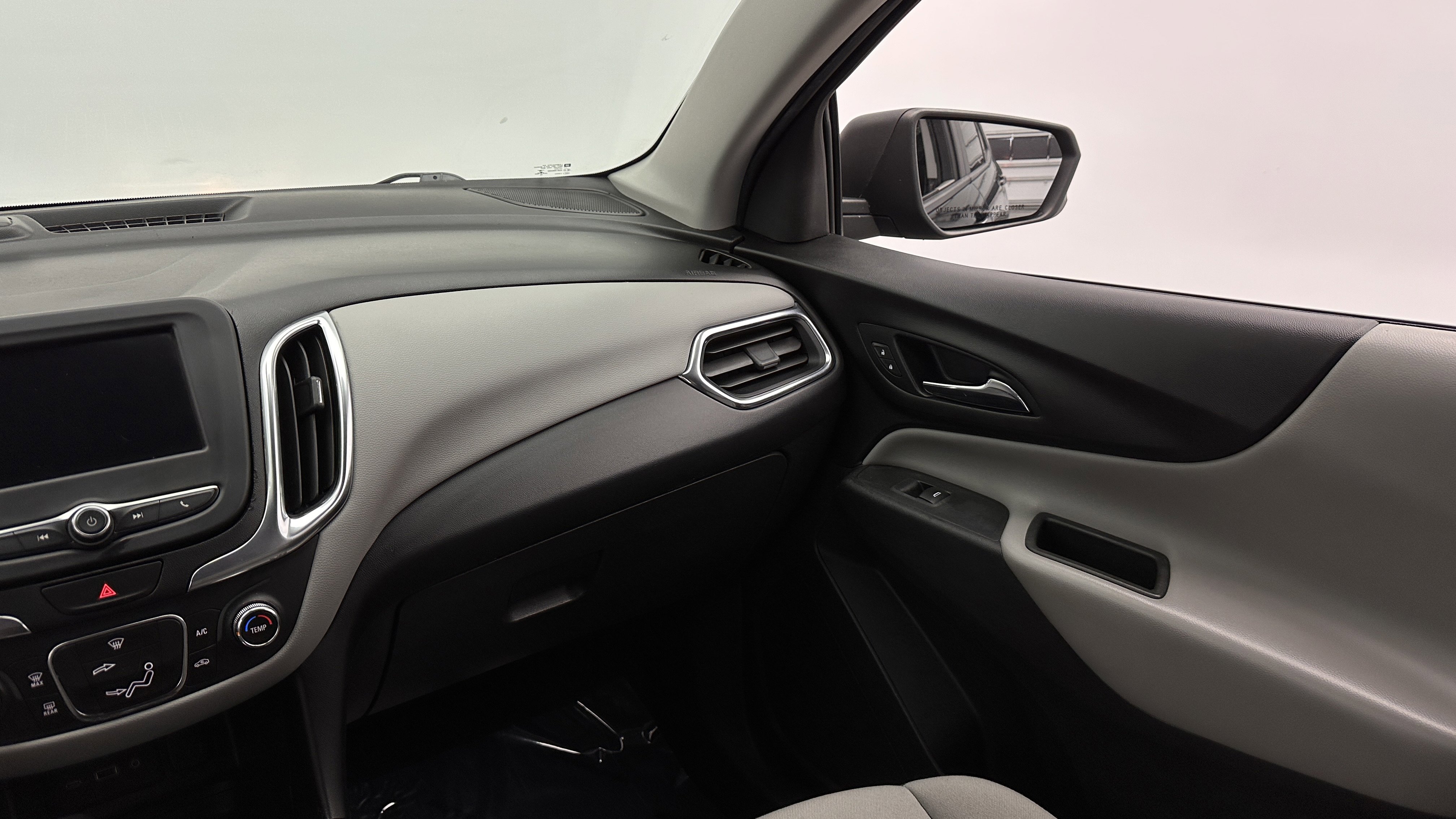 Used 2021 Chevrolet Equinox LS w/ LPO, Blackout Package image 26