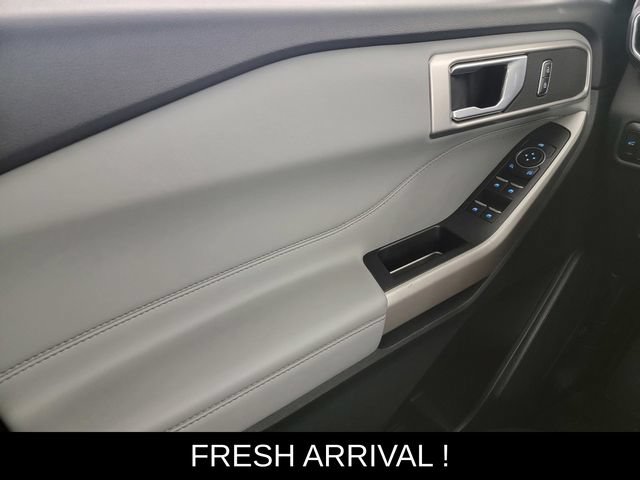 Certified 2023 Ford Explorer XLT w/ Equipment Group 202A AWD/4WD image 31