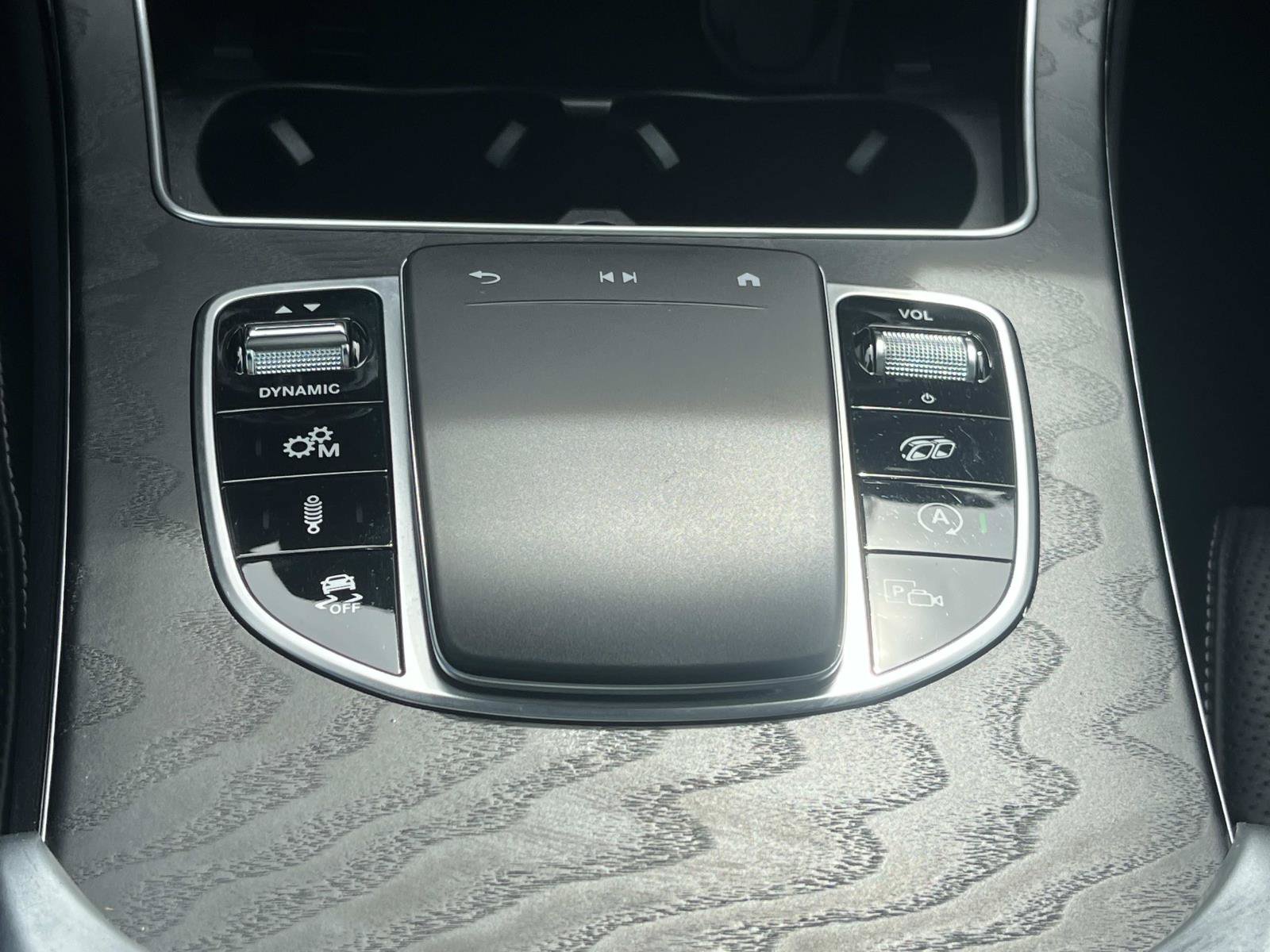 Certified 2022 Mercedes-Benz GLC 43 AMG 4MATIC image 36