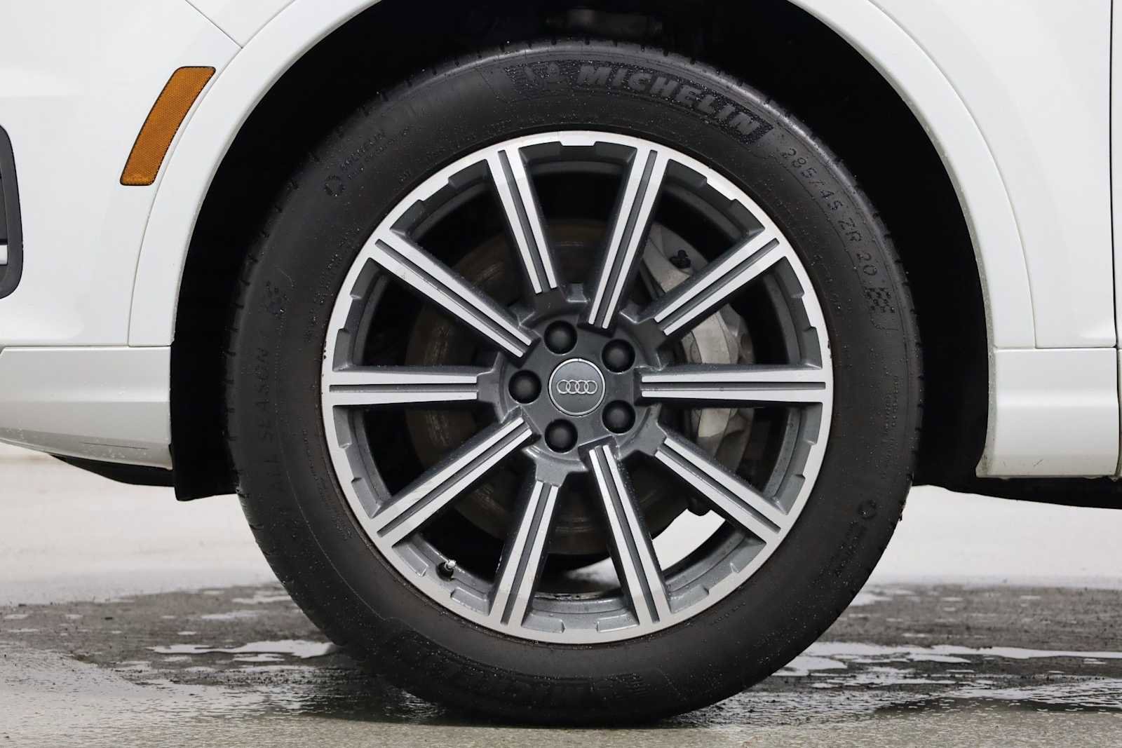 Used 2017 Audi Q7 3.0T Prestige AWD/4WD image 38