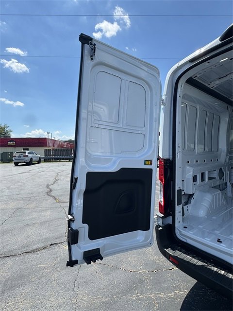 New 2025 Ford Transit 250 148 Medium Roof image 14