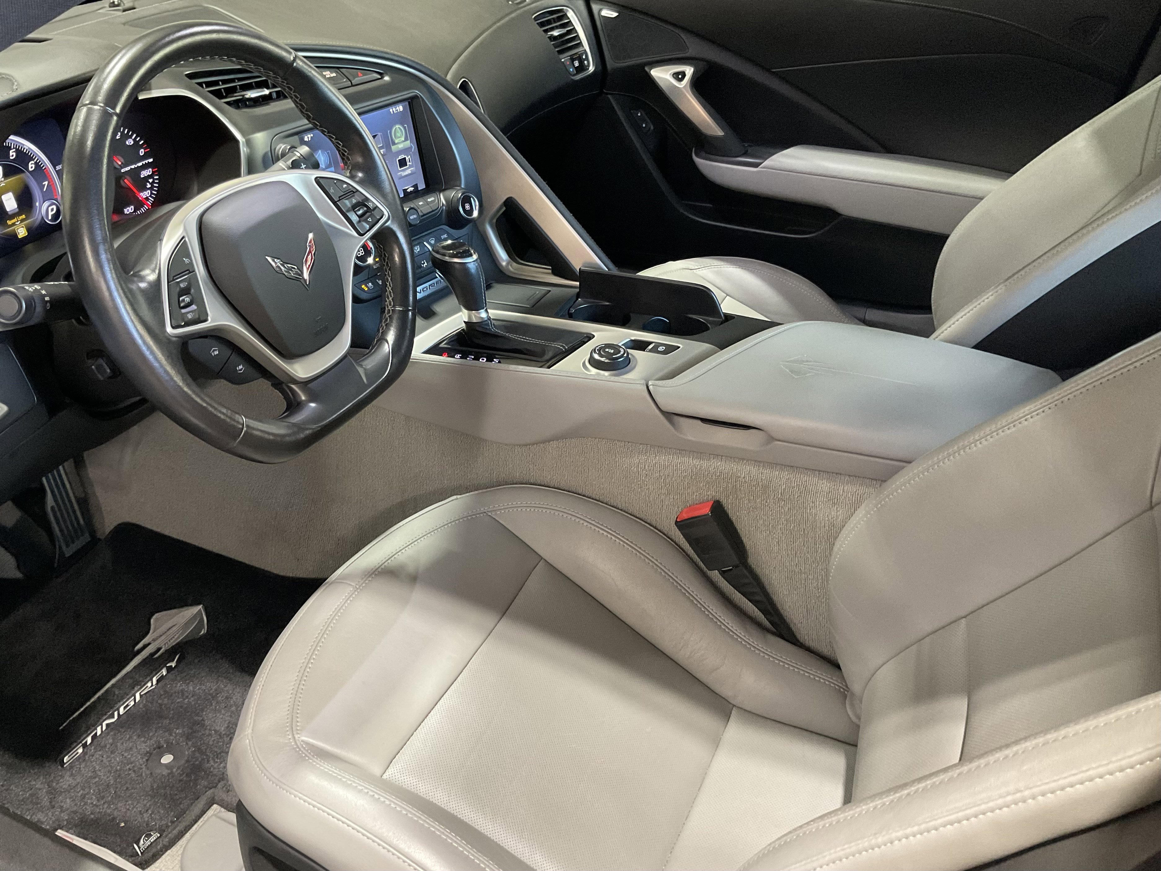 Used 2016 Chevrolet Corvette Stingray Coupe w/ 2LT Preferred Equipment Group RWD image 27