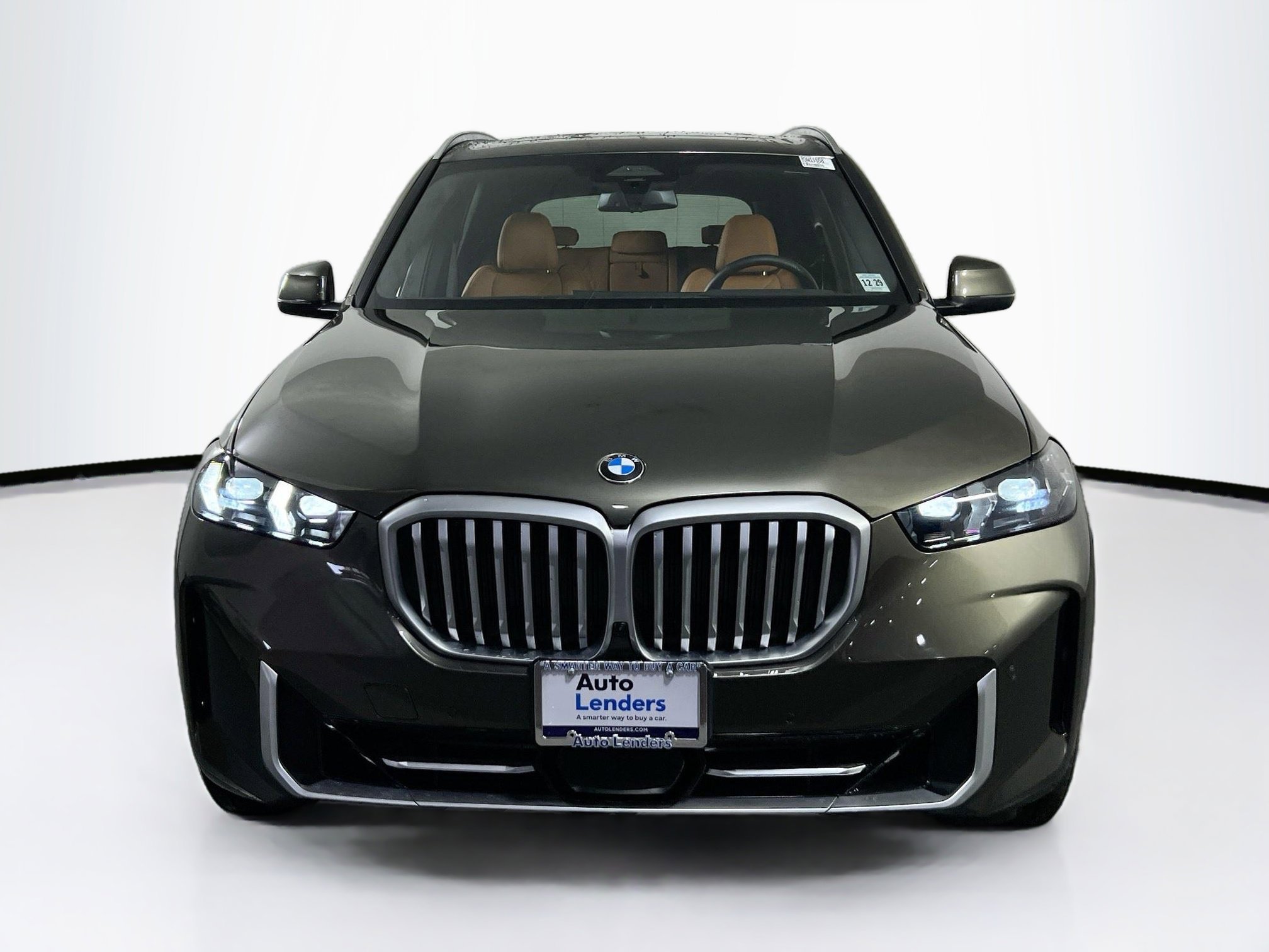 Used 2024 BMW X5 xDrive40i w/ Parking Assistance Package image 2