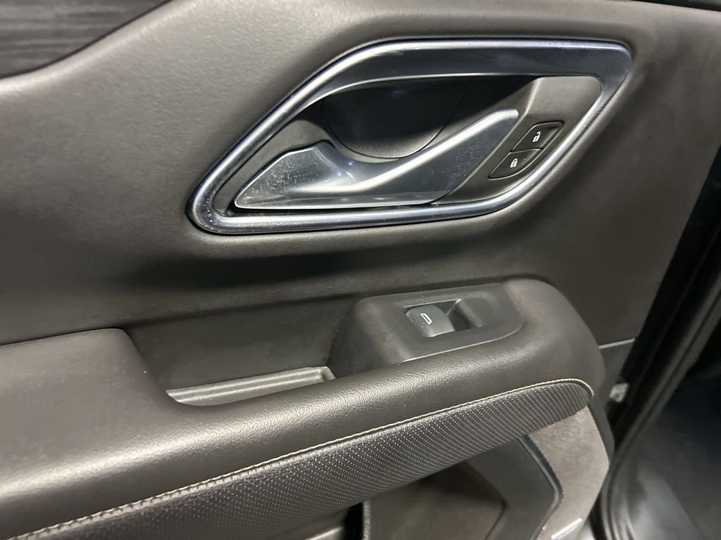 Used 2024 GMC Yukon SLT image 22