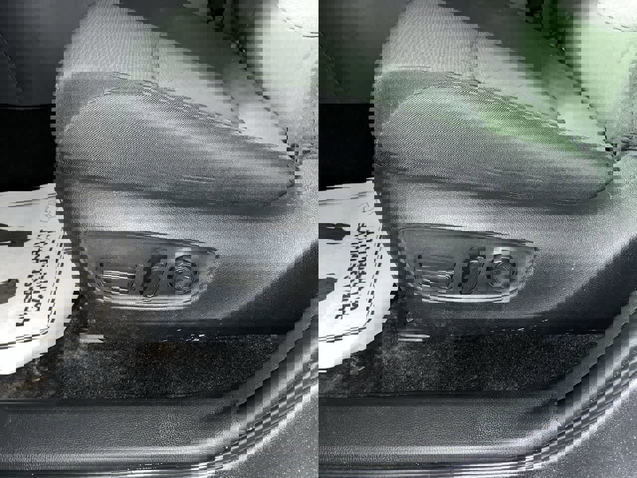 Used 2025 Toyota RAV4 XLE image 14