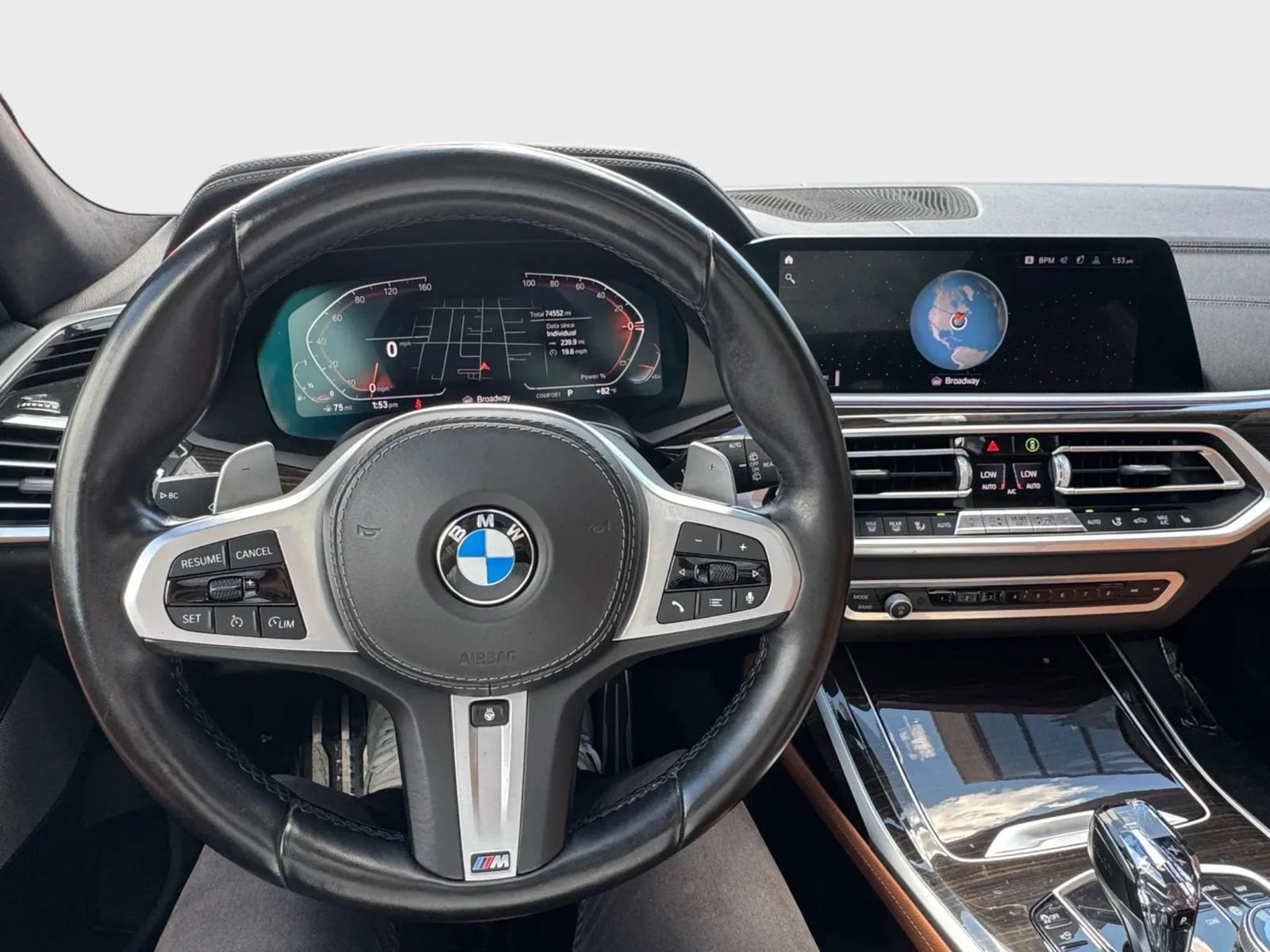Used 2021 BMW X7 xDrive40i w/ M Sport Package AWD/4WD image 11