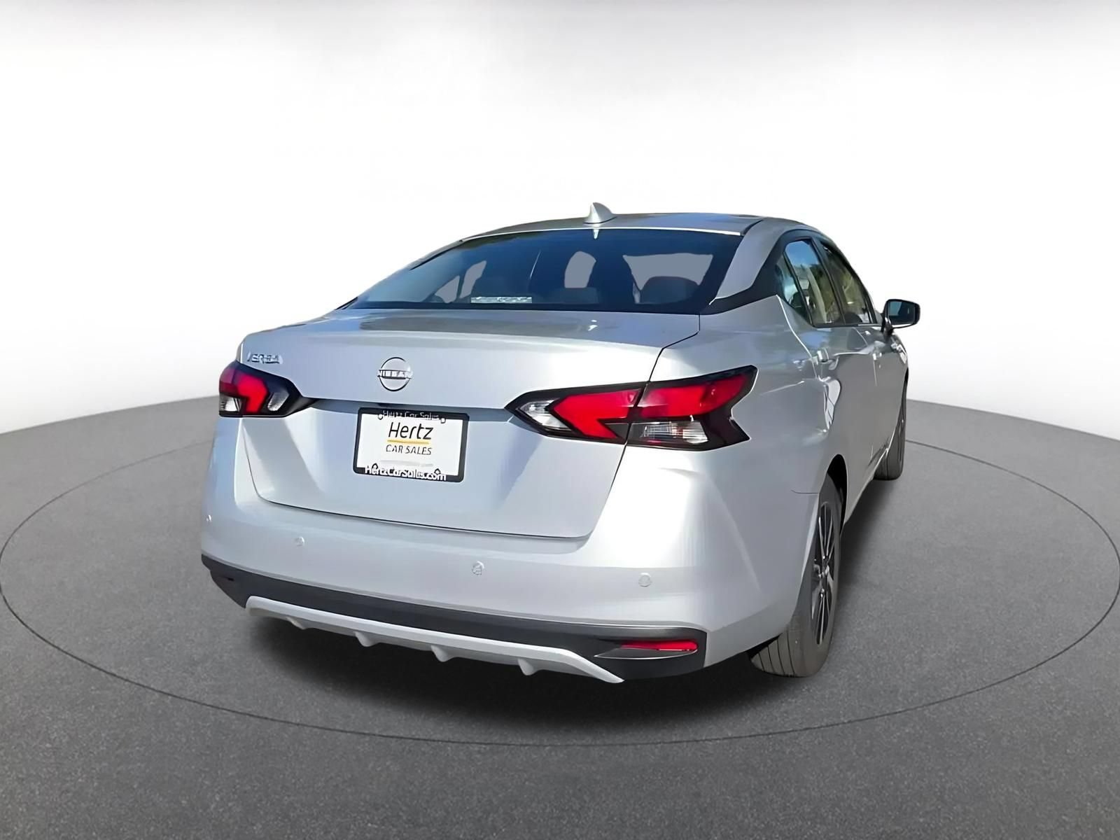 Used 2025 Nissan Versa SV FWD image 12