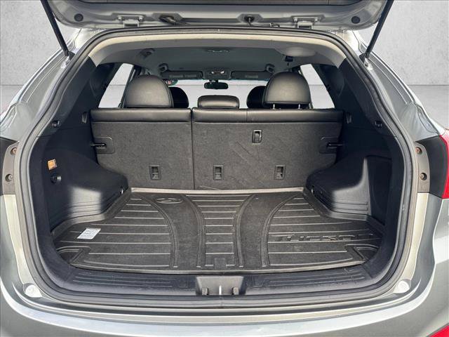 Used 2011 Hyundai Tucson GLS w/ Navigation Pkg 2 AWD/4WD image 6